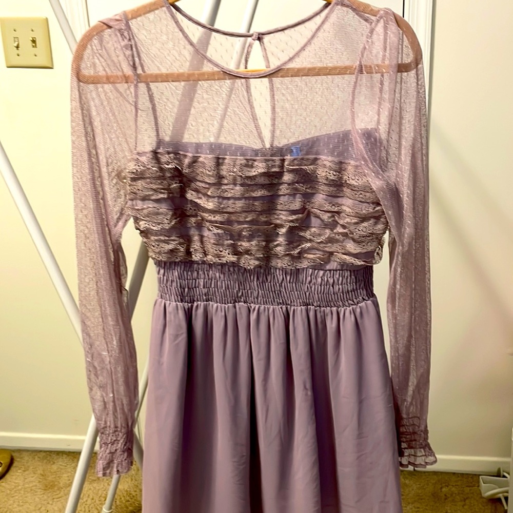 Gorgeous top/dress.  Fire starter Beautiful lavender shear top chiffon bottom.